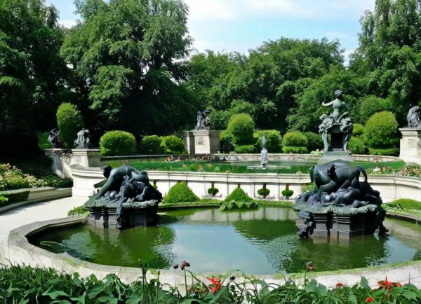 Photo de la fontaine d'Evksinograd Photo d'Evksinograd