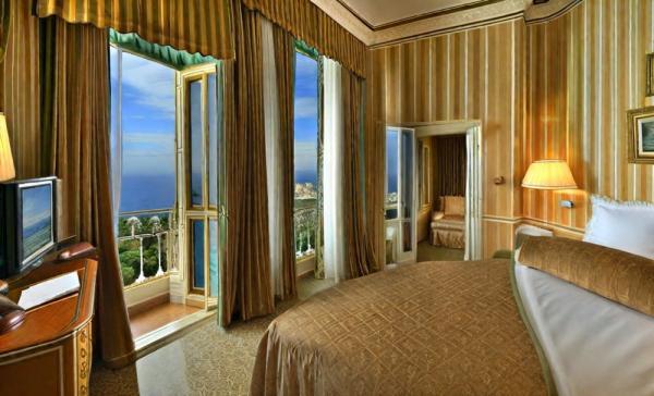 Photo de Grand Hotel Vesuvio